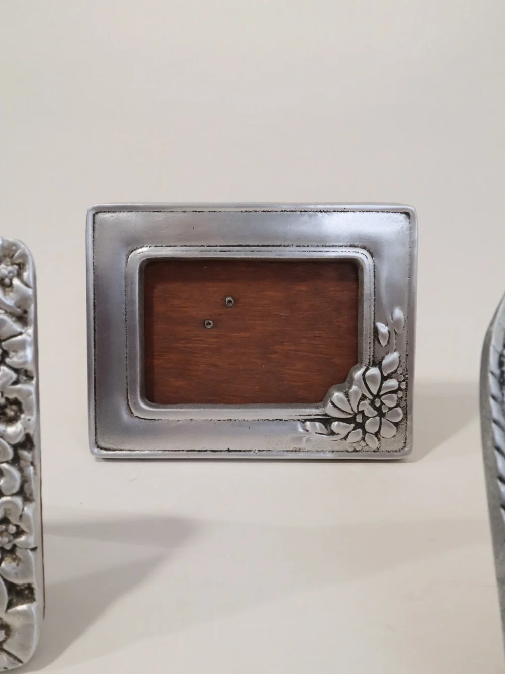 Vintage Mexican Pewter Picture Frame Floral & Leaves corner Handmade 5x6